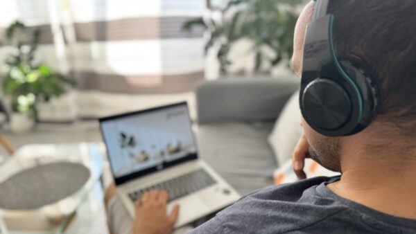 WEBINÁŘ: KDYŽ TO VE TŘÍDĚ VŘE: JAK USTÁT BOUŘLIVÝ PODZIM MADIO