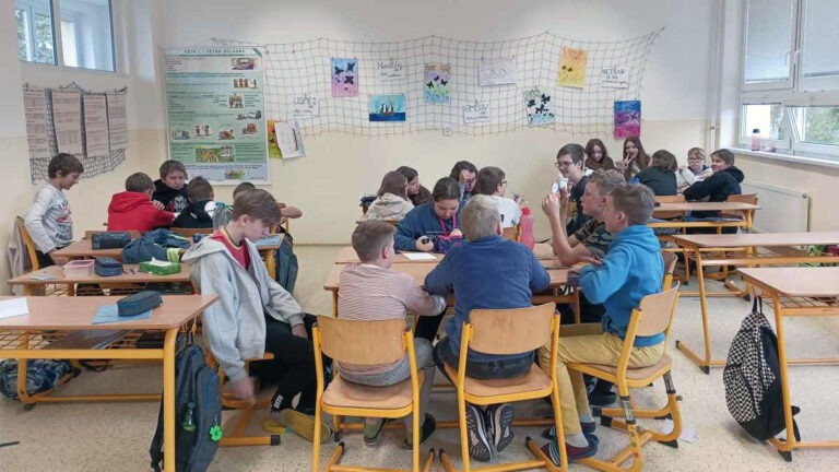 Když práce ve skupině není nutné zlo MADIO