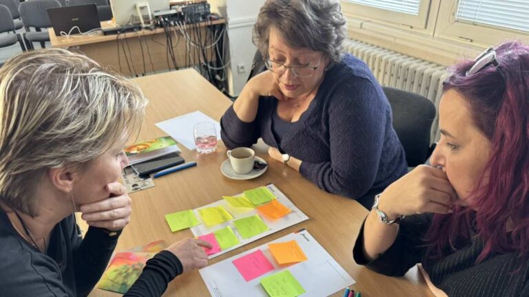 Co může učitel dělat, když někdo nezapadá – 6 jednoduchých strategií do výuky MADIO