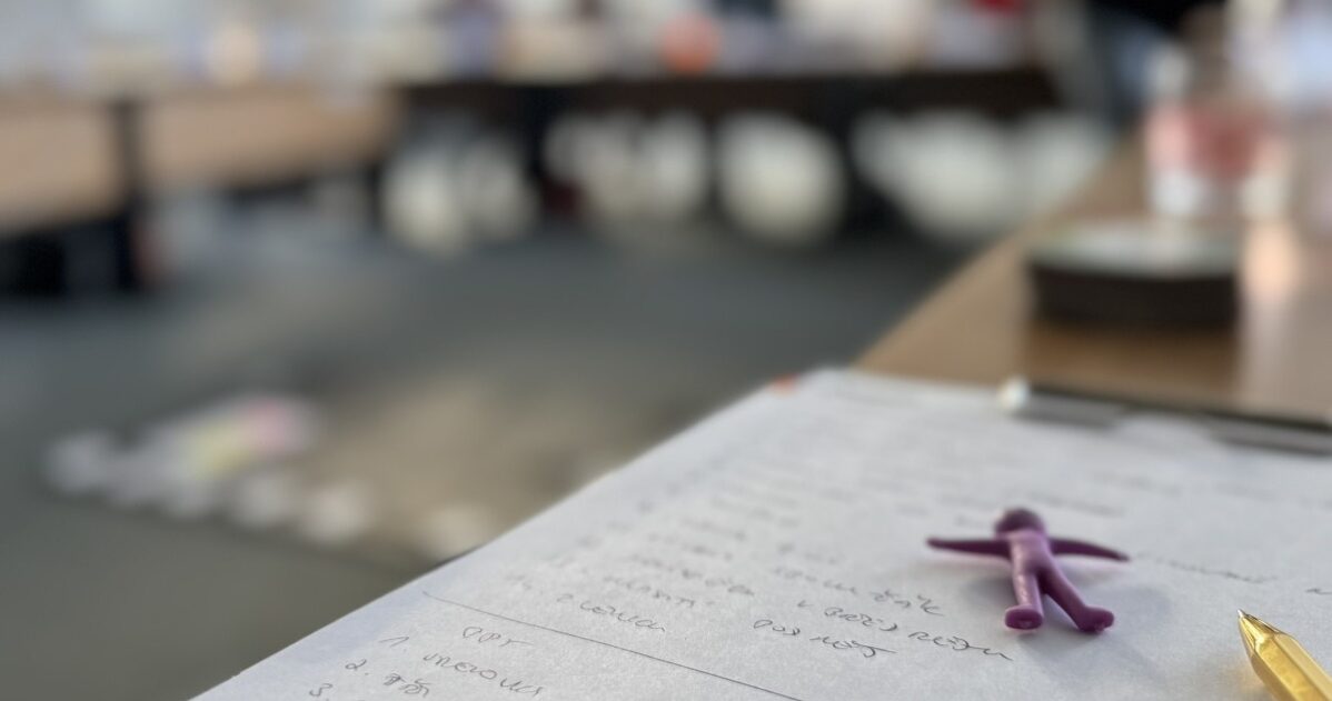 Malé signály, velký význam: jak rozpoznat skryté vyloučení ve třídě MADIO