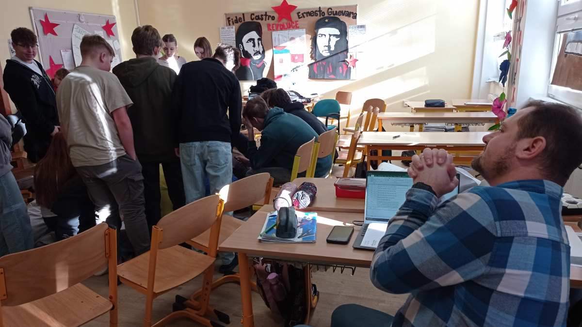 Když si učitel není jistý - co říct, co udělat MADIO